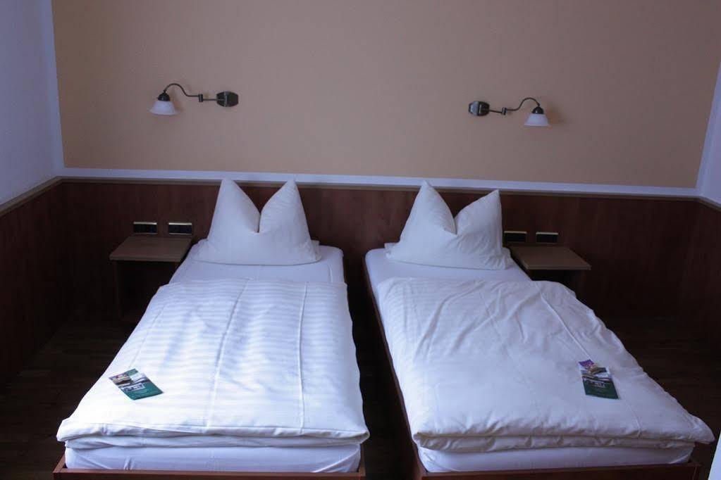 Klima Hotel Europarc كيربن المظهر الخارجي الصورة